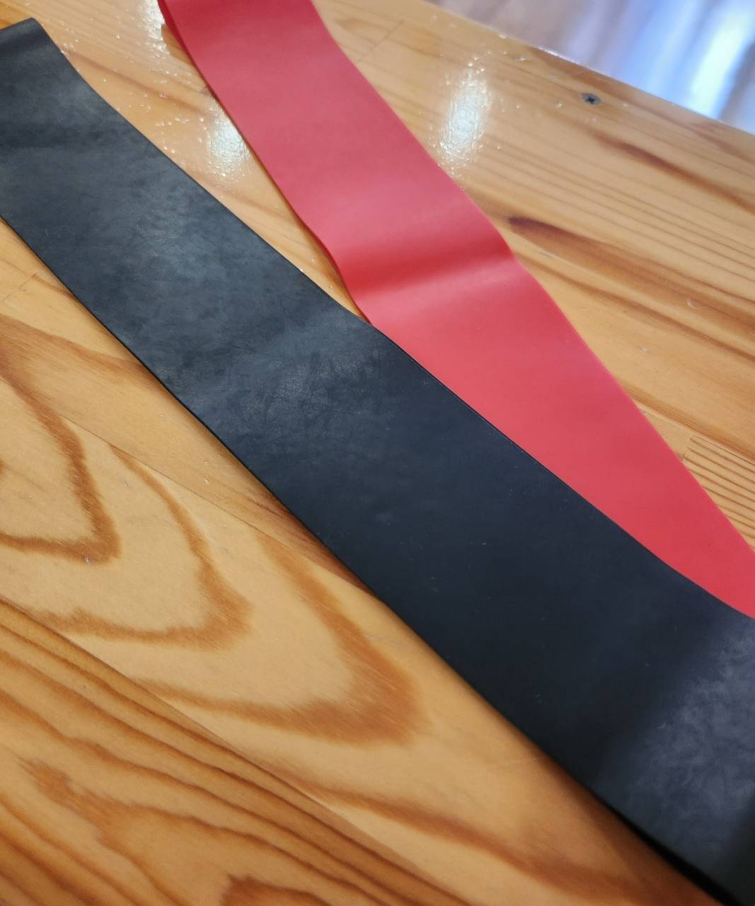 丸亀市たこう整体のチューブトレーニングで美脚・腰痛ケア！